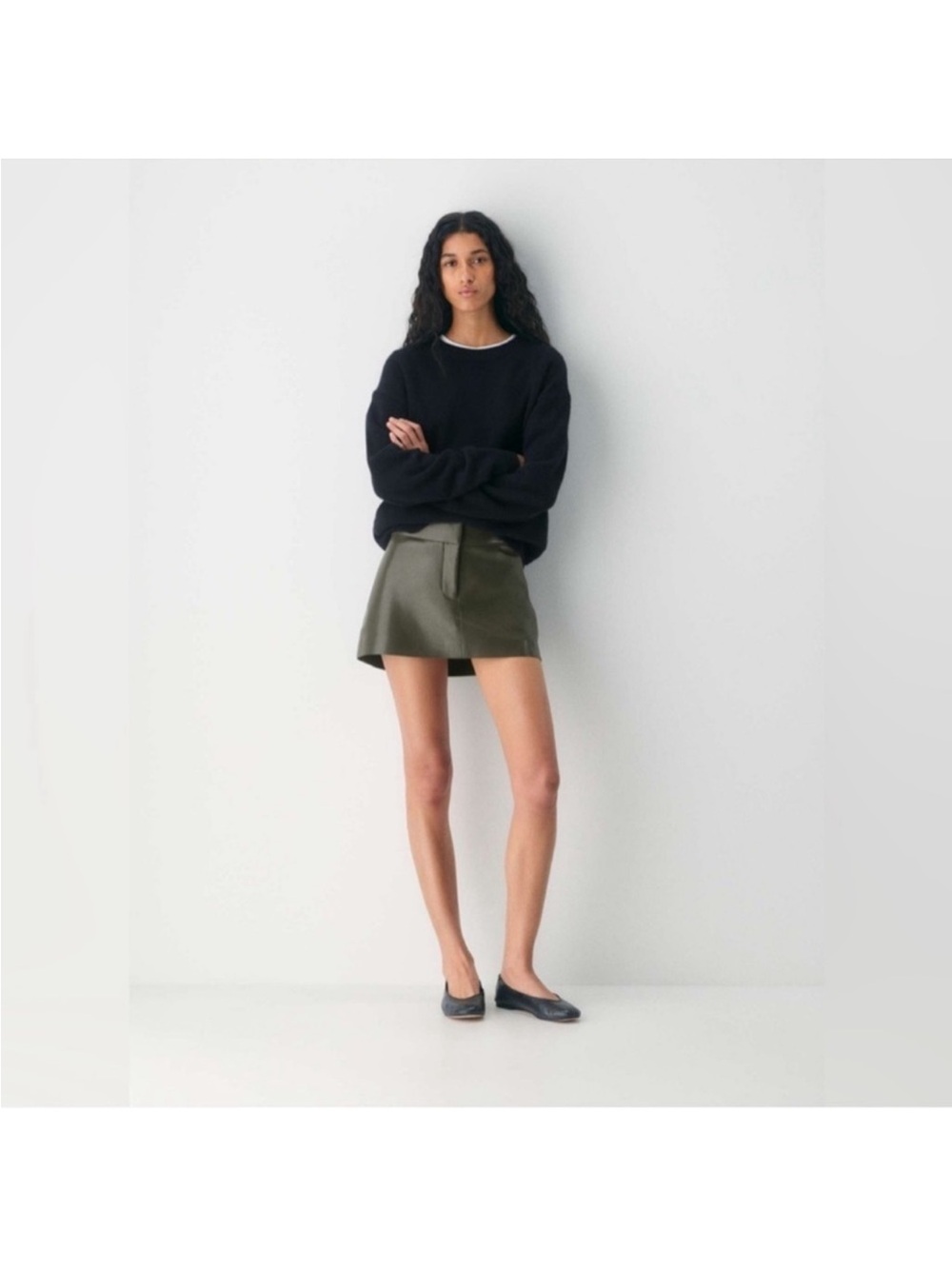 NWT Aritzia Wilfred REN Faux Leather Mini Skort Sz 10/M Green Zipper front